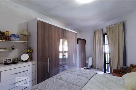Quarto da suíte de casa à venda com 3 quartos, 350m² em Piraporinha, Diadema