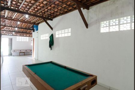 Casa à venda com 350m², 3 quartos e 2 vagasSalão de festas