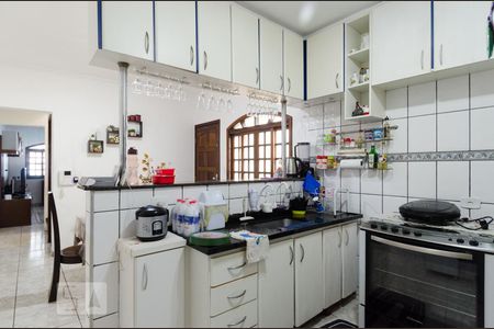 Casa à venda com 350m², 3 quartos e 2 vagasCozinha