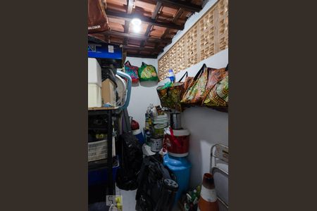 Casa à venda com 350m², 3 quartos e 2 vagasDepósito