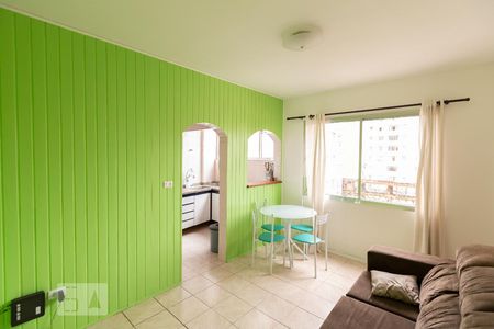 Sala de apartamento para alugar com 2 quartos, 64m² em Bela Vista, São Paulo