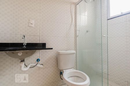 Banheiro Suite 1 de casa de condomínio para alugar com 2 quartos, 86m² em Chácara Seis de Outubro, São Paulo