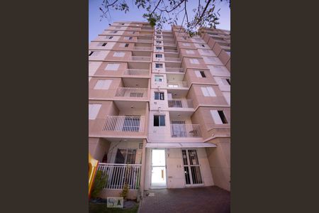 Apartamento para alugar com 62m², 3 quartos e 1 vaga Apartamento para alugar com 62m², 3 quartos e 1 vagafachada