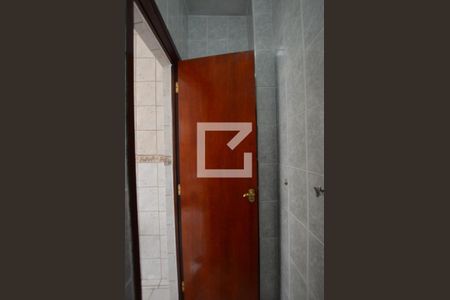 Apartamento para alugar com 80m², 2 quartos e sem vagaBanheiro de serviço