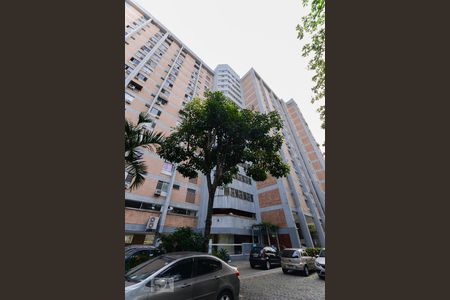 Apartamento à venda com 70m², 2 quartos e 1 vagaFachada