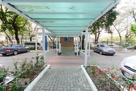 Apartamento à venda com 70m², 2 quartos e 1 vagaÁrea Externa