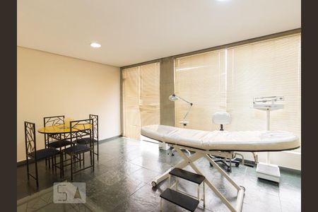 Apartamento à venda com 280m², 4 quartos e 4 vagas Apartamento à venda com 280m², 4 quartos e 4 vagasSalão de SPA