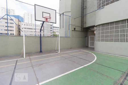 Apartamento à venda com 280m², 4 quartos e 4 vagas Apartamento à venda com 280m², 4 quartos e 4 vagasQuadra