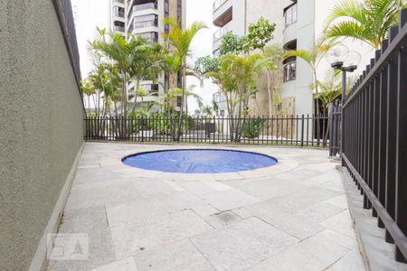 Apartamento à venda com 280m², 4 quartos e 4 vagas Apartamento à venda com 280m², 4 quartos e 4 vagasPiscina 1