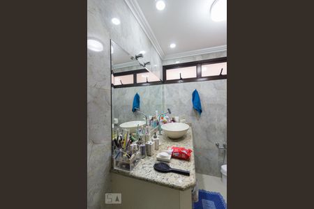 Apartamento à venda com 280m², 4 quartos e 4 vagas Apartamento à venda com 280m², 4 quartos e 4 vagasBanheiro