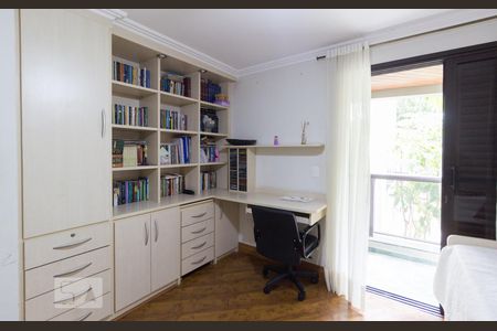 Apartamento à venda com 280m², 4 quartos e 4 vagas Apartamento à venda com 280m², 4 quartos e 4 vagasQuarto 1