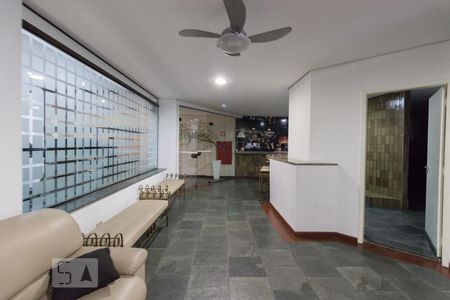 Apartamento à venda com 280m², 4 quartos e 4 vagas Apartamento à venda com 280m², 4 quartos e 4 vagasÁrea comum - Salão de festas