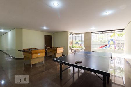 Apartamento à venda com 280m², 4 quartos e 4 vagas Apartamento à venda com 280m², 4 quartos e 4 vagasSalão de jogos