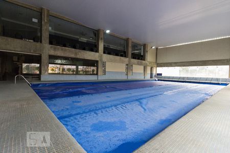 Apartamento à venda com 280m², 4 quartos e 4 vagas Apartamento à venda com 280m², 4 quartos e 4 vagasPiscina 3