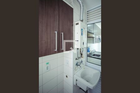 Apartamento para alugar com 65m², 3 quartos e 1 vagaÁrea de Serviço