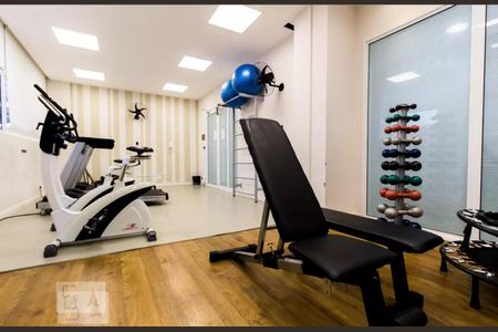 Apartamento à venda com 80m², 2 quartos e 1 vagaCondomínio - Academia