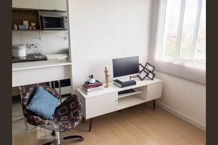 Sala de apartamento para alugar com 2 quartos, 80m² em Azenha, Porto Alegre
