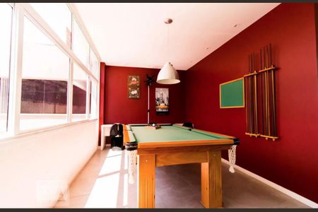 Apartamento à venda com 80m², 2 quartos e 1 vagaCondomínio - Sala de Jogos