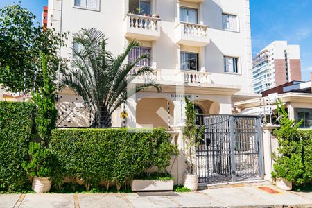 Apartamento à venda com 45m², 1 quarto e 1 vaga Apartamento à venda com 45m², 1 quarto e 1 vagaFachada