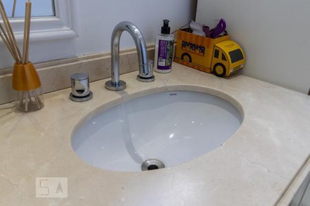 Apartamento para alugar com 258m², 4 quartos e 3 vagasDetalhe do Banheiro da Suíte 3