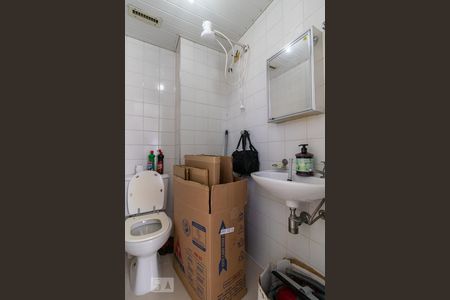 Apartamento para alugar com 258m², 4 quartos e 3 vagasBanheiro de Serviço