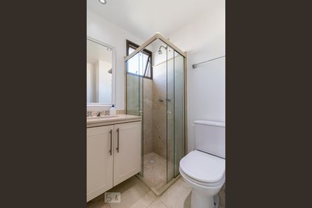 Apartamento para alugar com 258m², 4 quartos e 3 vagasBanheiro da Suíte 2