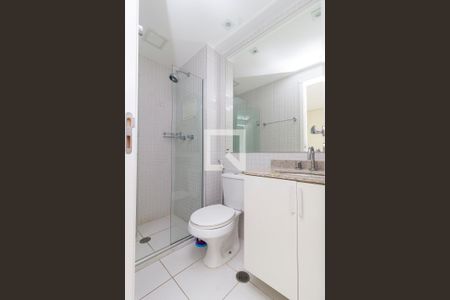 Apartamento para alugar com 35m², 1 quarto e 1 vaga Apartamento para alugar com 35m², 1 quarto e 1 vagaStudio - Banheiro