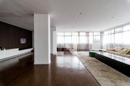 Apartamento para alugar com 35m², 1 quarto e 1 vaga Apartamento para alugar com 35m², 1 quarto e 1 vagaHall Social