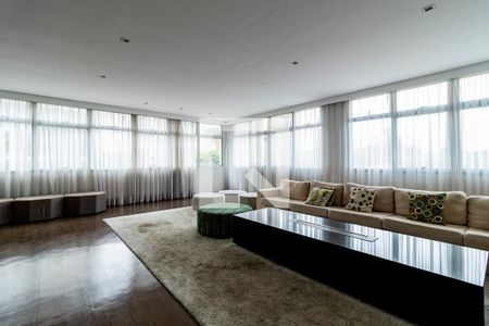 Apartamento para alugar com 35m², 1 quarto e 1 vaga Apartamento para alugar com 35m², 1 quarto e 1 vagaHall Social