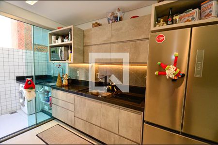 Cozinha de apartamento à venda com 1 quarto, 42m² em Funcionários, Belo Horizonte