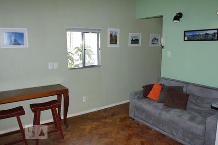 Sala de apartamento para alugar com 1 quarto, 42m² em Centro, Rio de Janeiro
