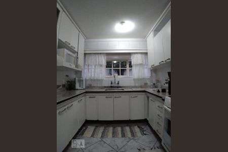 Cozinha de casa à venda com 4 quartos, 300m² em Jardim Textil, São Paulo