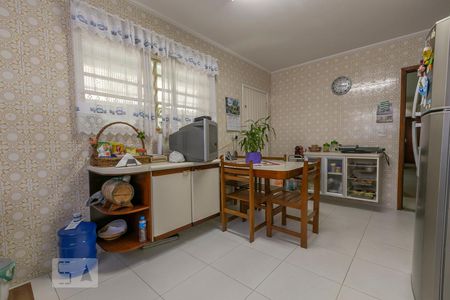 Casa à venda com 320m², 4 quartos e 2 vagasCozinha