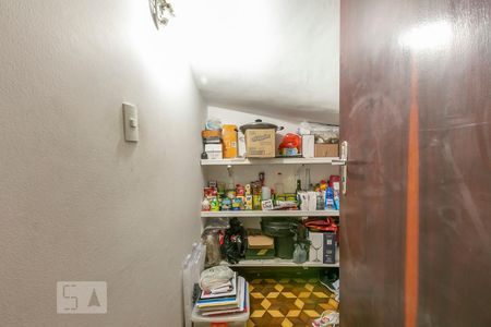 Casa à venda com 320m², 4 quartos e 2 vagasDespensa