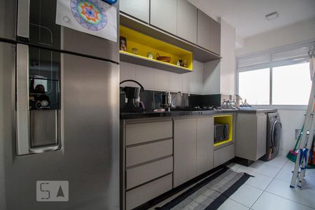 Cozinha de apartamento para alugar com 1 quarto, 31m² em Água Branca, São Paulo
