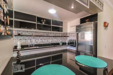 Apartamento à venda com 69m², 2 quartos e 1 vagaCozinha