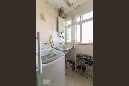 Apartamento à venda com 69m², 2 quartos e 1 vagaÁrea de Serviço