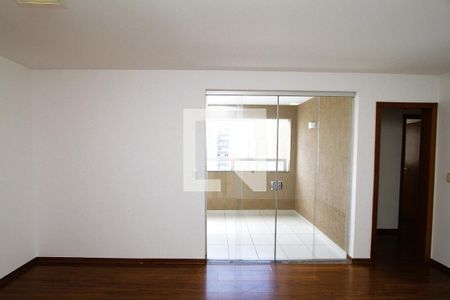 Sala de apartamento para alugar com 3 quartos, 90m² em Buritis, Belo Horizonte