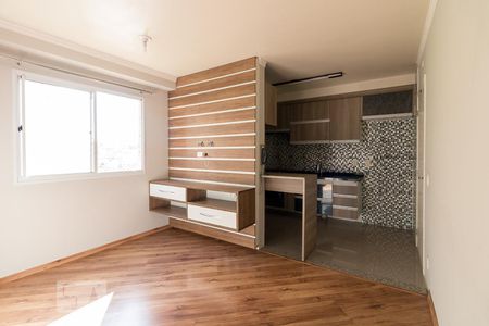 Sala de apartamento à venda com 2 quartos, 43m² em Cocaia, Guarulhos