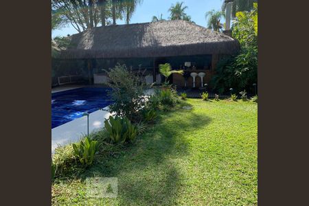 Casa para alugar com 1000m², 4 quartos e sem vaga Casa para alugar com 1000m², 4 quartos e sem vagaQuintal