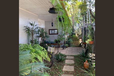 Casa para alugar com 1000m², 4 quartos e sem vaga Casa para alugar com 1000m², 4 quartos e sem vagaJardim