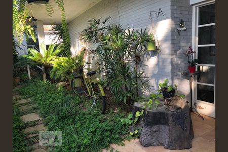 Casa para alugar com 1000m², 4 quartos e sem vaga Casa para alugar com 1000m², 4 quartos e sem vagaJardim