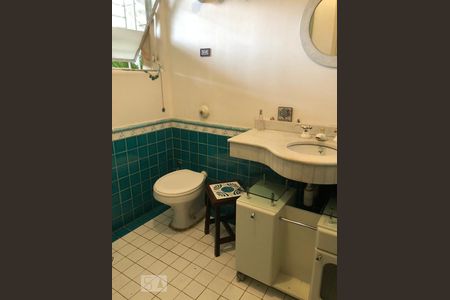 Banheiro de casa à venda com 4 quartos, 1000m² em Campo Belo, São Paulo