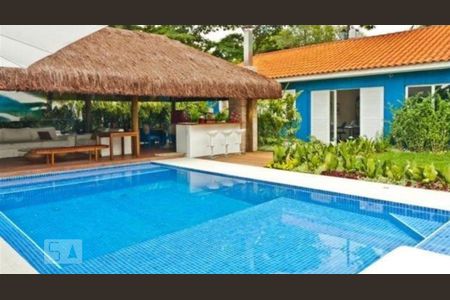 Casa para alugar com 1000m², 4 quartos e sem vaga Casa para alugar com 1000m², 4 quartos e sem vagaPiscina