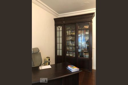 Casa para alugar com 1000m², 4 quartos e sem vaga Casa para alugar com 1000m², 4 quartos e sem vagaQuarto 3