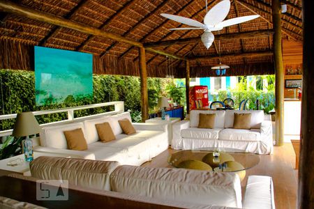 Casa para alugar com 1000m², 4 quartos e sem vaga Casa para alugar com 1000m², 4 quartos e sem vagaChurrasqueira