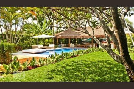 Casa para alugar com 1000m², 4 quartos e sem vaga Casa para alugar com 1000m², 4 quartos e sem vagaPiscina