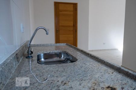 Cozinha de apartamento para alugar com 1 quarto, 38m² em Vila Guilhermina, São Paulo