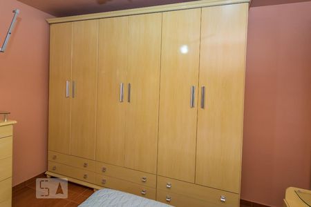 Quarto 1 - Armários de apartamento para alugar com 2 quartos, 64m² em Irajá, Rio de Janeiro