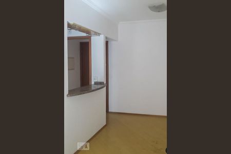Sala de apartamento à venda com 2 quartos, 70m² em Alphaville Industrial, Barueri